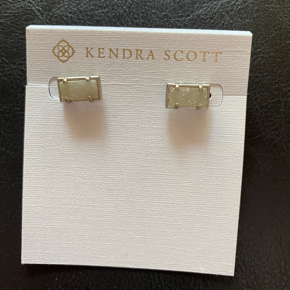 Kendra Scott Paola rhodium iridescent drusy stud earrings